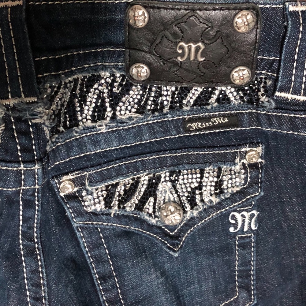 Miss Me Boot Cut Long - Picture 6 of 7